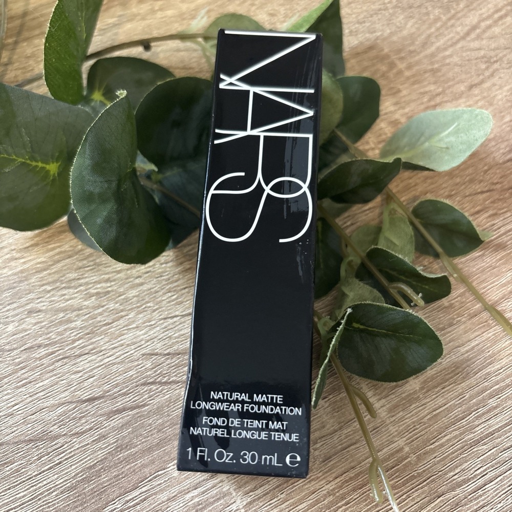 Nars Natural Radiant Longwear Foundation Deep 3 Iguacu 1 fl oz